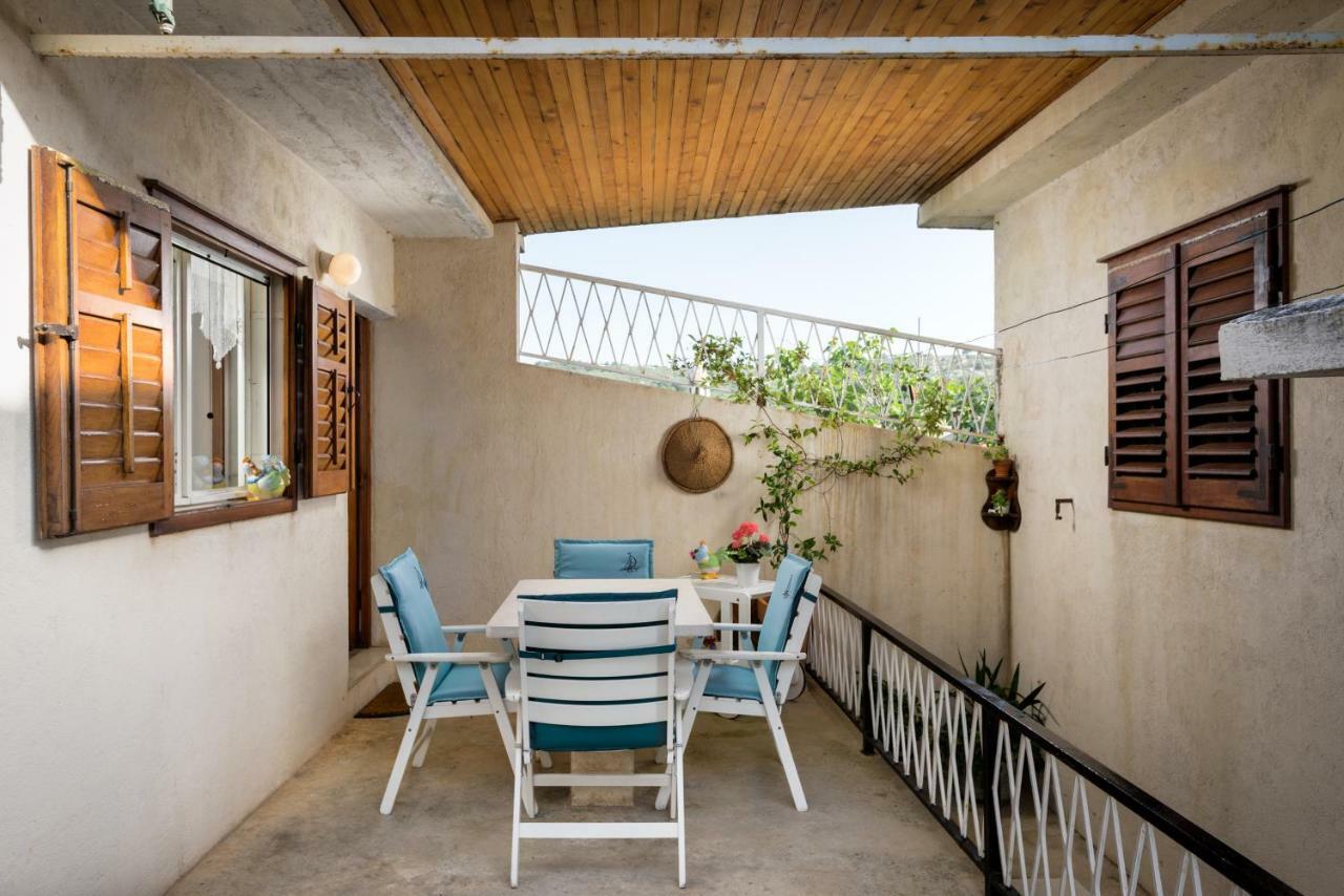 Holiday Home Vallis Повля Екстериор снимка